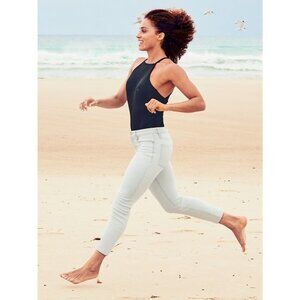 Athleta Sculptek Jeans Soft & Stretchy White Wash Denim